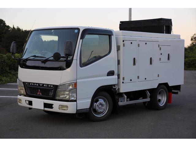 　４００Ｋｇ高圧洗浄車　シンショーパワージェッター　サブエンジン式　車載型式ＰＪＢ－２Ａ２９Ｅ　性能型式ＳＪＤ－１３８７　圧力１２．５ＭＰａ　吸水量８７Ｌ／ｍｉｎ　タンク容量４００Ｌ　ＵＣ－ＦＢ７００Ａ(2枚目)