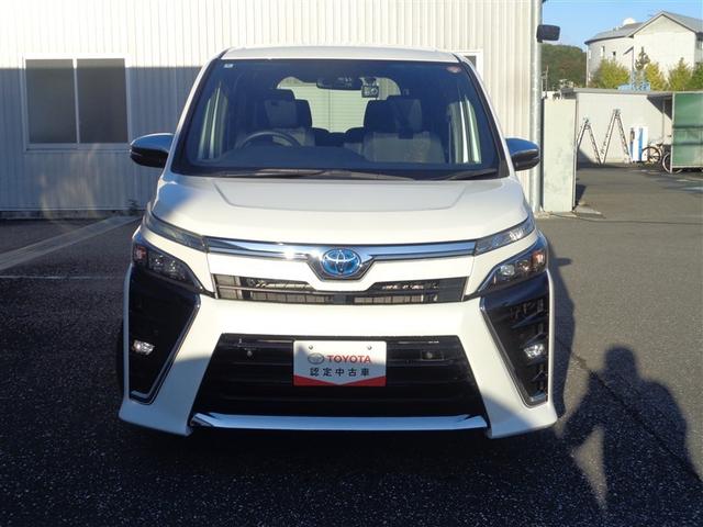 ヴォクシー ハイブリッドZS 煌II フルセグ メモリーナビ DVD再生 ミュージックプレイヤー接続可 バックカメラ 衝突被害軽減システム ETC ドラレコ 両側電動スライド LEDヘッドランプ 乗車定員7人 3列シート ワンオーナー(2枚目)