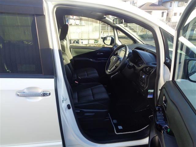 ヴォクシー ハイブリッドZS 煌II フルセグ メモリーナビ DVD再生 ミュージックプレイヤー接続可 バックカメラ 衝突被害軽減システム ETC ドラレコ 両側電動スライド LEDヘッドランプ 乗車定員7人 3列シート ワンオーナー(10枚目)