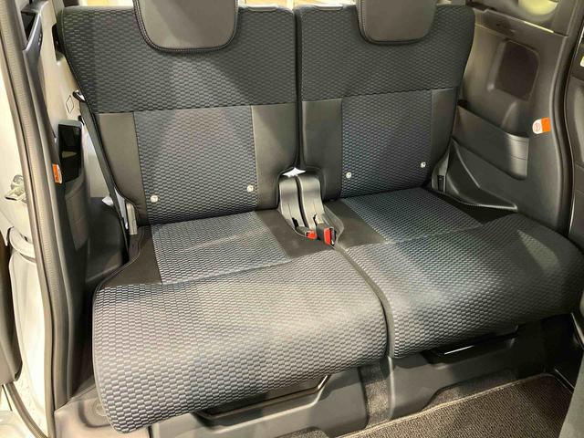 タント カスタムＲＳ　ｅｃｏ　ＩＤＬＥ非装着車　後方カメラ　前席シートヒーター　キーフリー　衝突被害軽減システム　左右電動スライドドア　クリアランスソナー　ＬＥＤヘッドライト　オートライト　オートハイビーム（26枚目）
