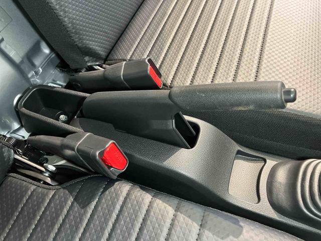 ハイゼットトラック スタンダード　ＣＤチューナー　衝突被害軽減システム　クリアランスソナー　オートライト　オートハイビーム（11枚目）