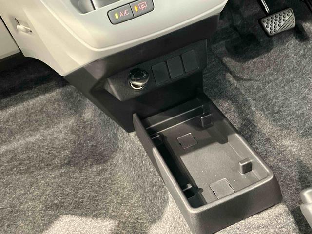 ミライース Ｘ　ＳＡＩＩＩ　ＬＥＤヘッドライト　オートライト　オートハイビーム　クリアランスソナー　衝突被害軽減システム（11枚目）