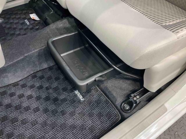 ムーヴ Ｌ　ＣＤチューナー　ＵＳＢ入力端子（32枚目）