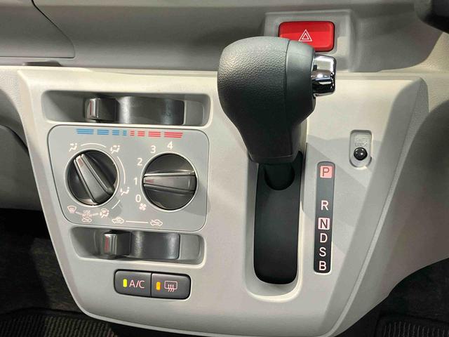 ミライース Ｘ　リミテッドＳＡＩＩＩ　後方カメラ　衝突被害軽減システム　クリアランスソナー　ＬＥＤヘッドライト　オートライト　オートハイビーム（10枚目）