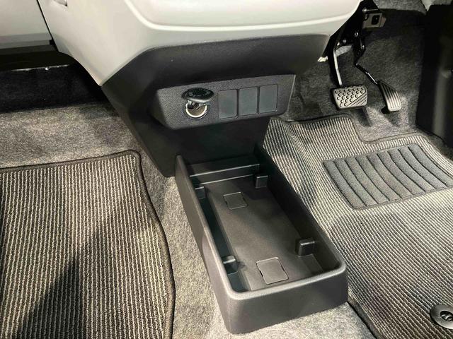 ミライース Ｘ　リミテッドＳＡＩＩＩ　後方カメラ　衝突被害軽減システム　クリアランスソナー　ＬＥＤヘッドライト　オートライト　オートハイビーム（11枚目）