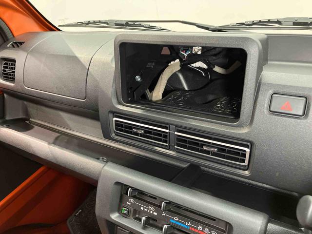 ハイゼットトラック スタンダード　農用スペシャル　４ＷＤ　衝突被害軽減システム　クリアランスソナー　オートライト　オートハイビーム　デフロック（9枚目）