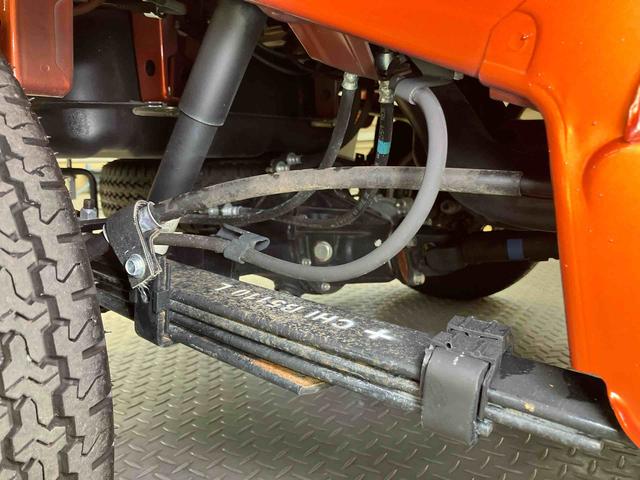 ハイゼットトラック スタンダード　農用スペシャル　４ＷＤ　衝突被害軽減システム　クリアランスソナー　オートライト　オートハイビーム　デフロック（28枚目）