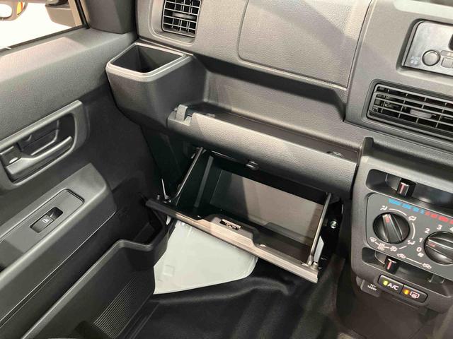 ハイゼットカーゴ ＤＸ　４ＷＤ　衝突被害軽減システム　左右スライドドア　クリアランスソナー　オートライト　オートハイビーム（12枚目）