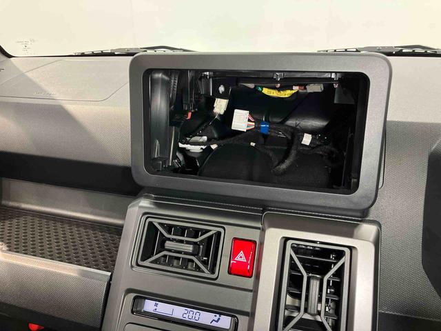 タフト Ｇ　クロムベンチャー　後方カメラ　キーフリー　前席シートヒーター　衝突被害軽減システム　クリアランスソナー　ＬＥＤヘッドライト　オートライト　オートハイビーム（9枚目）