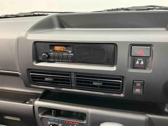 ハイゼットカーゴ ＤＸ　４ＷＤ　衝突被害軽減システム　左右スライドドア　クリアランスソナー　オートライト　オートハイビーム（9枚目）