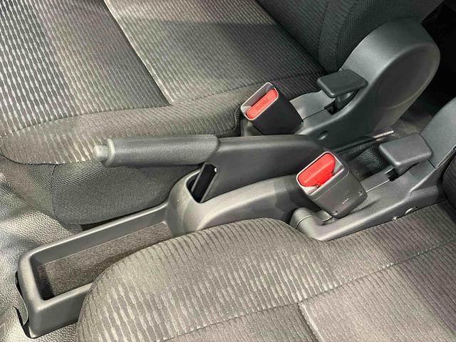 ハイゼットカーゴ ＤＸ　４ＷＤ　衝突被害軽減システム　左右スライドドア　クリアランスソナー　オートライト　オートハイビーム（30枚目）