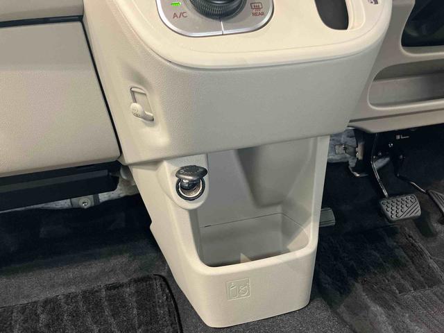 ムーヴ ＸリミテッドＩＩ　ＳＡＩＩＩ　ＤＶＤチューナー　後方カメラ　ＵＳＢ入力端子　Ｂｌｕｅｔｏｏｔｈ接続　ＥＴＣ　キーフリー　運転席シートヒーター　衝突被害軽減システム　ＬＥＤヘッドライト　オートライト　オートハイビーム（11枚目）