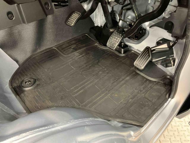 ハイゼットトラック スタンダード 4WD 衝突被害軽減システム クリアランスソナー オートライト オートハイビーム(18枚目)