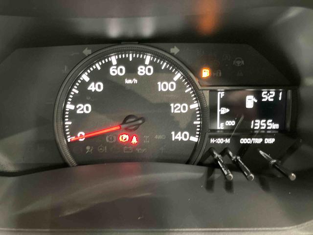 ハイゼットトラック ジャンボスタンダード　４ＷＤ　ディスプレイオーディオ　後方カメラ　ＵＳＢ入力端子　Ｂｌｕｅｔｏｏｔｈ接続　ＨＤＭＩ入力端子　荷台作業灯　省力パック　衝突被害軽減システム　クリアランスソナー　ＬＥＤヘッドライト　オートライト（16枚目）