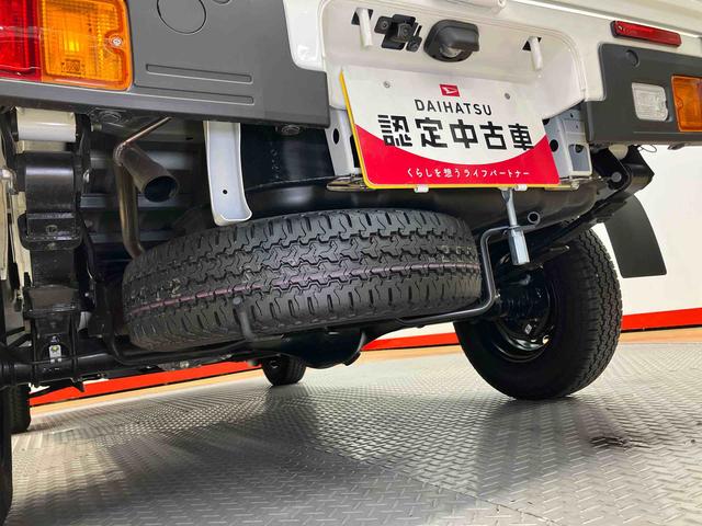 ハイゼットトラック ジャンボスタンダード　４ＷＤ　ディスプレイオーディオ　後方カメラ　ＵＳＢ入力端子　Ｂｌｕｅｔｏｏｔｈ接続　ＨＤＭＩ入力端子　荷台作業灯　省力パック　衝突被害軽減システム　クリアランスソナー　ＬＥＤヘッドライト　オートライト（29枚目）