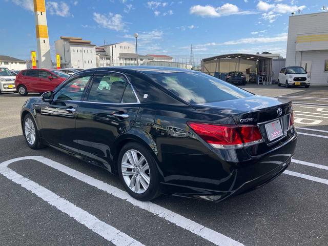 クラウンハイブリッド アスリートS レザーシート/純正HDDナビ/フルセグ/Bluetoothオーディオ/DVD・CD/バックカメラ/シートエアコン/スマートキー2個/純正17インチAW/取扱説明書/ナビ取扱説明書(3枚目)