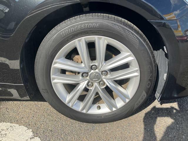 クラウンハイブリッド アスリートS レザーシート/純正HDDナビ/フルセグ/Bluetoothオーディオ/DVD・CD/バックカメラ/シートエアコン/スマートキー2個/純正17インチAW/取扱説明書/ナビ取扱説明書(25枚目)