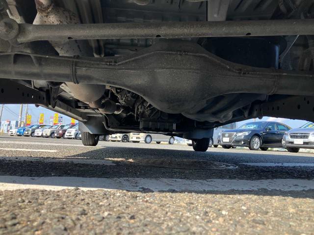 ハイゼットカーゴ ＤＸ　社外１２インチＡＷ／両側スライドドア／ＰＳ・ＰＷ・ＡＣ／ＣＤ再生／ＡＭ・ＦＭ再生／純正フロアマット・ドアバイザー（28枚目）