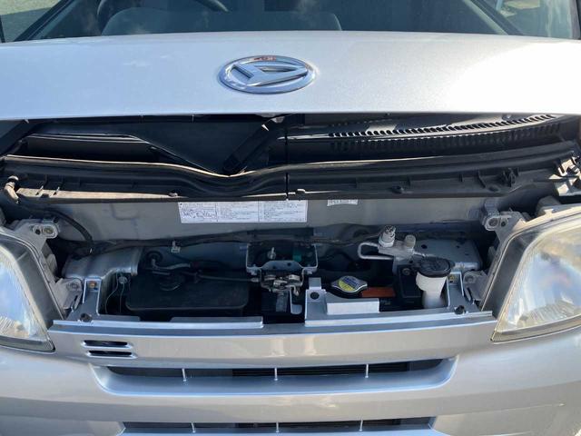 ハイゼットカーゴ ＤＸ　社外１２インチＡＷ／両側スライドドア／ＰＳ・ＰＷ・ＡＣ／ＣＤ再生／ＡＭ・ＦＭ再生／純正フロアマット・ドアバイザー（29枚目）