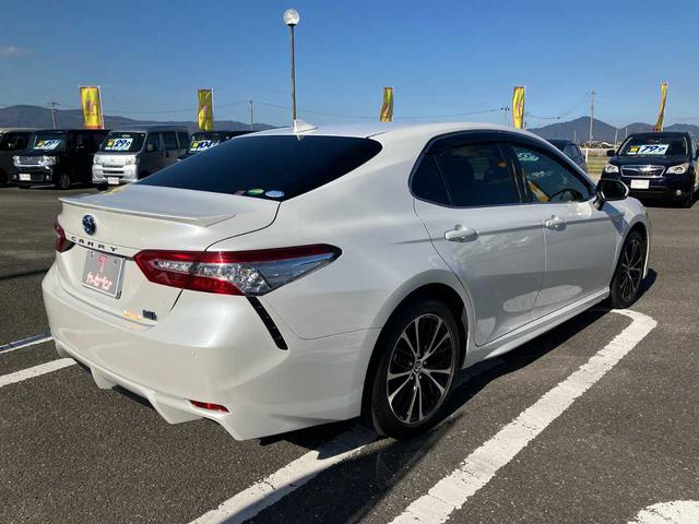 カムリ WSレザーパッケージ ワンオーナー/レザーシート/トヨタセーフティセンス/純正メモリナビ/Bluetoothオーディオ/フルセグ/DVD・CD/ETC/純正18インチAW/取扱説明書/ナビ取扱説明書/キロクボ(22枚目)