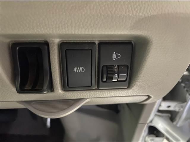 PC 4WD ハイルーフ ヘッドライトレベライザー スペアキー ACソケット ラジオチューナー フロアマット ドアバイザー WSRSエアバッグ UVカットガラス 最大積載量350kg リアガラス熱線(3枚目)