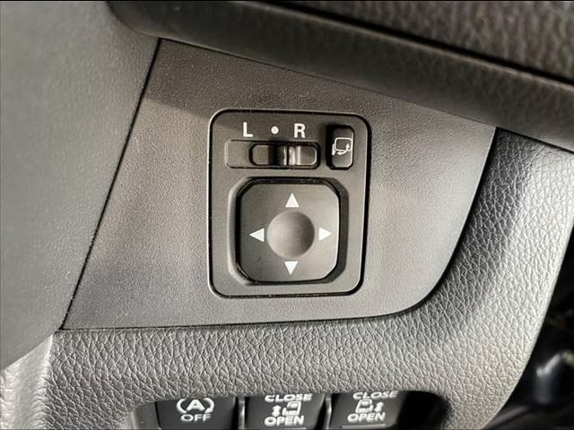 ハイウェイスター X Gパッケージ 両側電動スライド アラウンドビュー フルセグナビ インテリキー Pスタート オートエアコン リアサーキュレータ 純正アルミ ミラーウインカー プライバシーガラス WSRSエアバッグ ベンチシート(19枚目)