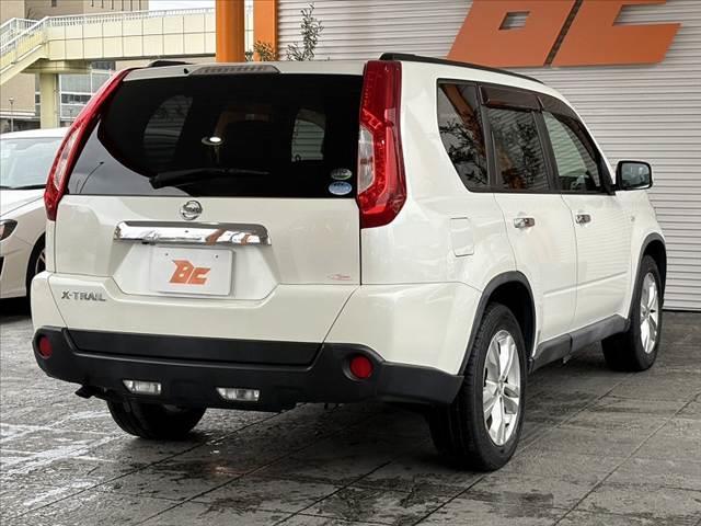 エクストレイル ２０Ｘ　後期　禁煙車　４ＷＤ　ナビ　地デジ　防水シート　Ｂモニター　ＤＶＤ　シートヒーター　革巻ステア　スマキー　シートリフター　ＨＩＤ　フォグ　Ａライト　ドラレコ　ＥＴＣ　マットバイザー　純正１７インチＡＷ（13枚目）