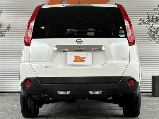 エクストレイル ２０Ｘ　後期　禁煙車　４ＷＤ　ナビ　地デジ　防水シート　Ｂモニター　ＤＶＤ　シートヒーター　革巻ステア　スマキー　シートリフター　ＨＩＤ　フォグ　Ａライト　ドラレコ　ＥＴＣ　マットバイザー　純正１７インチＡＷ（14枚目）