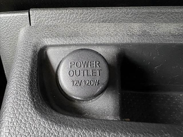 エクストレイル ２０Ｘ　後期　禁煙車　４ＷＤ　ナビ　地デジ　防水シート　Ｂモニター　ＤＶＤ　シートヒーター　革巻ステア　スマキー　シートリフター　ＨＩＤ　フォグ　Ａライト　ドラレコ　ＥＴＣ　マットバイザー　純正１７インチＡＷ（26枚目）