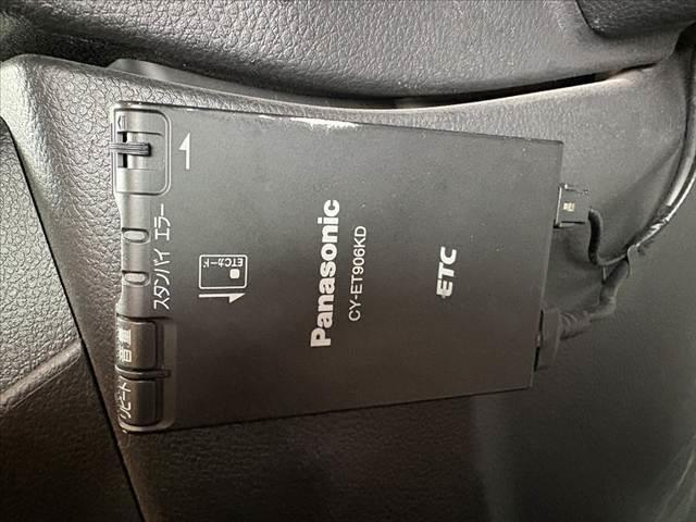 エクストレイル ２０Ｘ　後期　禁煙車　４ＷＤ　ナビ　地デジ　防水シート　Ｂモニター　ＤＶＤ　シートヒーター　革巻ステア　スマキー　シートリフター　ＨＩＤ　フォグ　Ａライト　ドラレコ　ＥＴＣ　マットバイザー　純正１７インチＡＷ（28枚目）