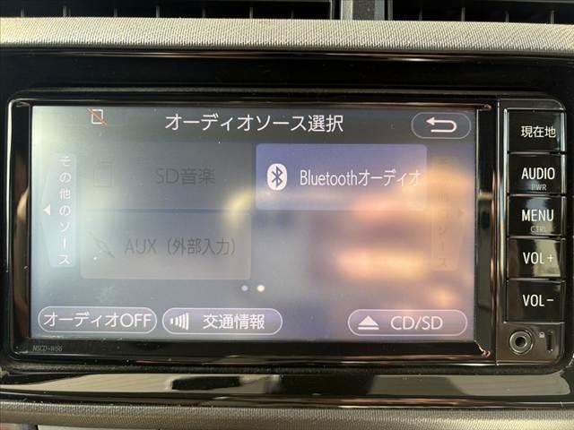 アクア Sスタイルブラック 中期 ナビ 地デジ バックカメラ セーフティセンスC Pスタート スマートキー 横滑り防止 衝突防止 車線逸脱 オートライト ヘッドライトレベライザー SRSエアバッグ マットバイザー(23枚目)