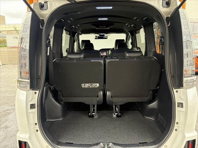 ヴォクシー ＺＳ　Ｇ’ｓ　禁煙車　９型ナビ　フリップダウン　両電スラ　フルセグ　Ｂカメラ　ＢＴ　ＥＴＣ　ＤＶＤ　Ａライト　Ａハイビーム　ＬＥＤ　Ａストップ　ハーフレザー　シートヒーター　リアスポイラー　電格ミラー　スマートキー（21枚目）