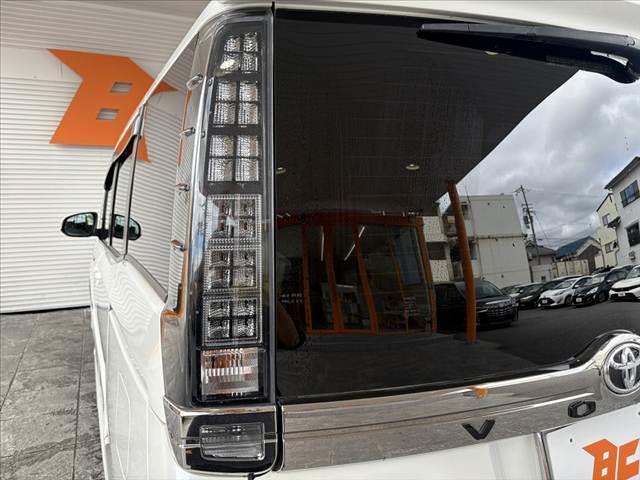 ヴォクシー ＺＳ　Ｇ’ｓ　禁煙車　９型ナビ　フリップダウン　両電スラ　フルセグ　Ｂカメラ　ＢＴ　ＥＴＣ　ＤＶＤ　Ａライト　Ａハイビーム　ＬＥＤ　Ａストップ　ハーフレザー　シートヒーター　リアスポイラー　電格ミラー　スマートキー（44枚目）