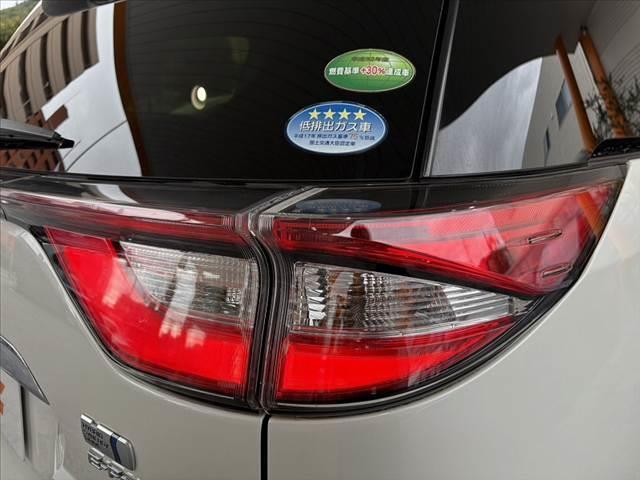 エスティマハイブリッド アエラス　プレミアム－Ｇ　禁煙　後期　４ＷＤ　１０型フルセグナビ　セーフティＳ　両電スラ　ＬＥＤ　Ｐバックドア　Ｐシート　シートヒーター　クルコン　Ｐスタ　Ａライト　Ａハイビーム　Ｐセンサー　ハーフレザー　ＢＴ　スマキーＸ２（46枚目）
