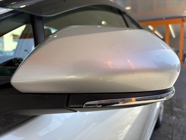 アクア Ｌ　車検整備付　後期　禁煙　社外ナビ　ＢＴ　スペアキー　ＡＡＣ　チルトステアリング　ヘッドライトレベライザー　ファブリックシート　ＳＲＳエアバッグ　バニティミラー　一体式ヘッドレスト　マット　バイザー（34枚目）