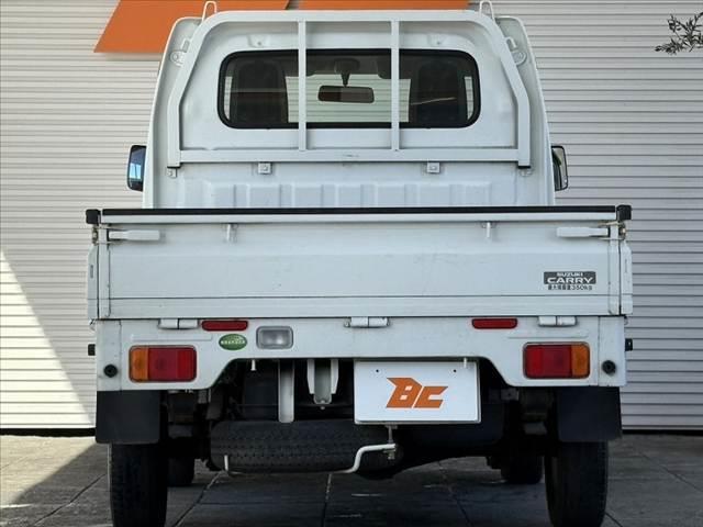 キャリイトラック KCエアコン・パワステ パワステ マニュアルエアコン 4WD 5MT 三方開荷台 みち板引掛式リアゲート ウレタン製ステア SRSエアバッグ レベライザー 12インチスチール ゴム荷台マット マット ソケット(14枚目)