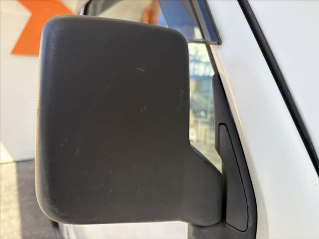 キャリイトラック KCエアコン・パワステ パワステ マニュアルエアコン 4WD 5MT 三方開荷台 みち板引掛式リアゲート ウレタン製ステア SRSエアバッグ レベライザー 12インチスチール ゴム荷台マット マット ソケット(29枚目)