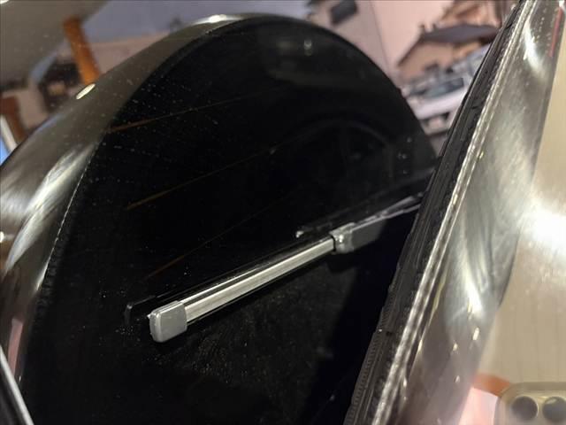 Ｇクラス Ｇ４００ｄ　ＡＭＧライン　ＳＲ　電動サイドステップ　ブルメスターサウンドシステム　ナビ　フルセグ　全方位　ＬＥＤヘッドライト　レーダーセーフティＰＫＧ　Ｐスタート　スマートキー×２革巻きステアリング（38枚目）