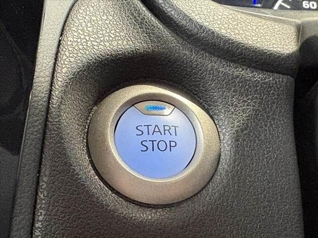 ノート e-パワー B 後期 エマブレ アラビュー インテリミラー Pスタート Aライト スマートキー バックソナー ETC SRSエアバック ISOFIXシート Pガラス ヘッドライトレベライザー 横滑り防止 電格ミラー(5枚目)