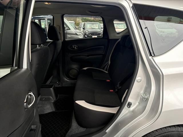 ノート e-パワー B 後期 エマブレ アラビュー インテリミラー Pスタート Aライト スマートキー バックソナー ETC SRSエアバック ISOFIXシート Pガラス ヘッドライトレベライザー 横滑り防止 電格ミラー(19枚目)