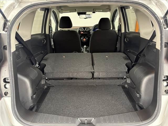 ノート e-パワー B 後期 エマブレ アラビュー インテリミラー Pスタート Aライト スマートキー バックソナー ETC SRSエアバック ISOFIXシート Pガラス ヘッドライトレベライザー 横滑り防止 電格ミラー(21枚目)