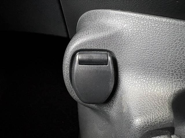 ノート e-パワー B 後期 エマブレ アラビュー インテリミラー Pスタート Aライト スマートキー バックソナー ETC SRSエアバック ISOFIXシート Pガラス ヘッドライトレベライザー 横滑り防止 電格ミラー(27枚目)