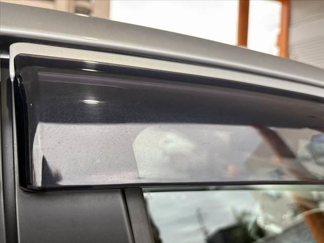 ノート e-パワー B 後期 エマブレ アラビュー インテリミラー Pスタート Aライト スマートキー バックソナー ETC SRSエアバック ISOFIXシート Pガラス ヘッドライトレベライザー 横滑り防止 電格ミラー(32枚目)