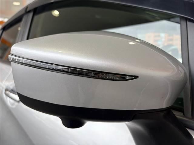 ノート e-パワー B 後期 エマブレ アラビュー インテリミラー Pスタート Aライト スマートキー バックソナー ETC SRSエアバック ISOFIXシート Pガラス ヘッドライトレベライザー 横滑り防止 電格ミラー(34枚目)