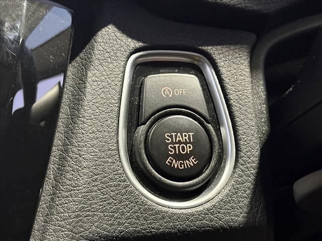 ３シリーズ ３１８ｉツーリング　車検整備付　後期　ナビ　Ｂモニ　ＬＥＤ　パワーシート　パワーバックドア　Ｐスタート　Ｐセンサー　Ｐガラス　Ａライト　Ａストップ　クルコン　スマートキー　革巻きステア　アームレスト　純正１６インチＡＷ（6枚目）