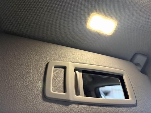 ３シリーズ ３１８ｉツーリング　車検整備付　後期　ナビ　Ｂモニ　ＬＥＤ　パワーシート　パワーバックドア　Ｐスタート　Ｐセンサー　Ｐガラス　Ａライト　Ａストップ　クルコン　スマートキー　革巻きステア　アームレスト　純正１６インチＡＷ（32枚目）