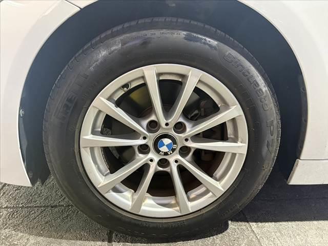 ３シリーズ ３１８ｉツーリング　車検整備付　後期　ナビ　Ｂモニ　ＬＥＤ　パワーシート　パワーバックドア　Ｐスタート　Ｐセンサー　Ｐガラス　Ａライト　Ａストップ　クルコン　スマートキー　革巻きステア　アームレスト　純正１６インチＡＷ（44枚目）