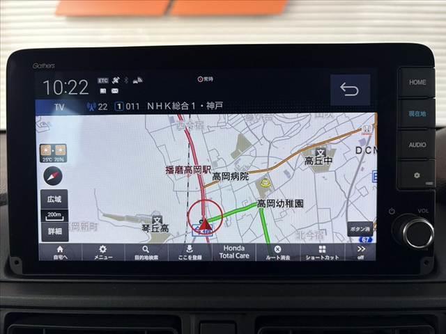 WR-V Z 禁煙車 9型ナビ ホンダセンシング フルセグ Bカメラ BT ETC LED フォグ Aライト レーダークルーズ パドルシフト ステリモ 横滑り レベライザー Pセンサー ドラレコ 純正17インチAW(3枚目)