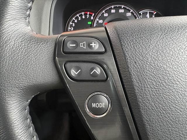 クラウン 3.5アスリート アニバーサリーエディション 禁煙 8インチナビ フルセグ Bカメラ ETC クルコン HID Aライト Pシート 横滑り防止 スマートキー×2 Pスタート ステリモ 純正18インチAW アームレスト マットバイザー SRSエアB(25枚目)