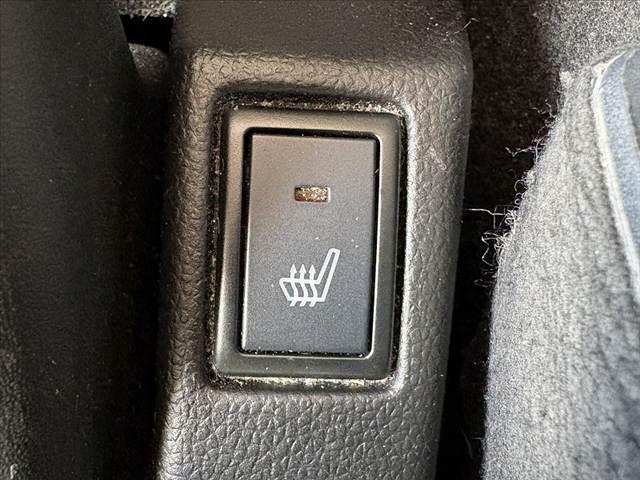 スイフト XGリミテッド 禁煙 セーフティパッケージ LEDヘッド プッシュスタート オートライト スマートキー デュアルセンサーブレーキサポート ステリモ チルトステアリング シートリフター シートヒーター SRSエアバッグ(5枚目)